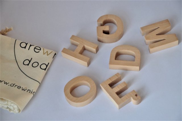 Drewniany alfabet - literki - klasycze i naturalne