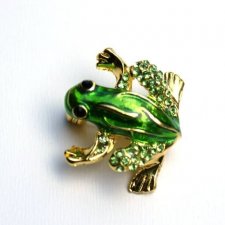 Broszka zielona żabka